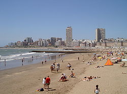 Mar del Plata beach.jpg