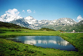 Озеро на седловине перевала Симплон